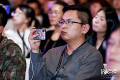常宏設(shè)計(jì)師侯俊晨、王飛—— “CCFA新消費(fèi)論壇-2019中國(guó)特許加盟大會(huì)”交流學(xué)習(xí)